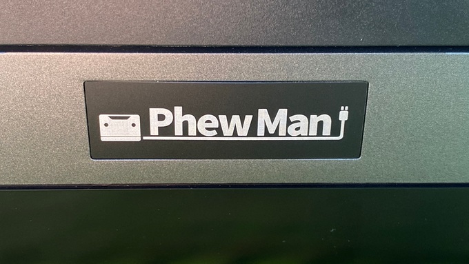 PhewMan500 ロゴ