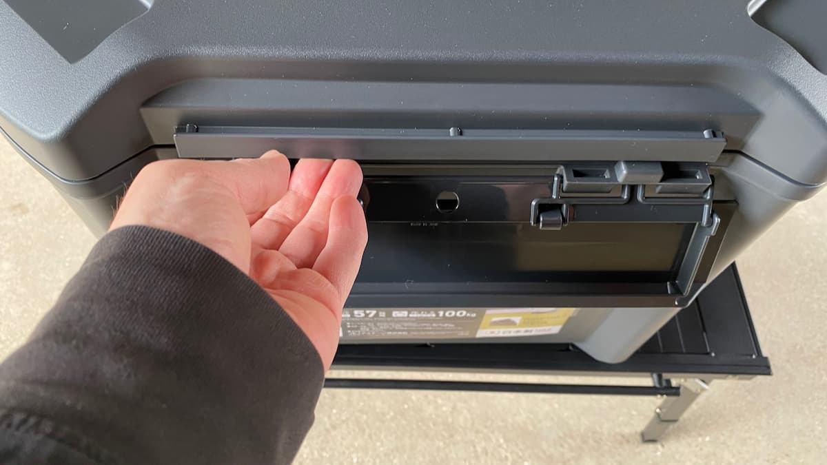 コアフラックス クーラーボックス VIP26L-9