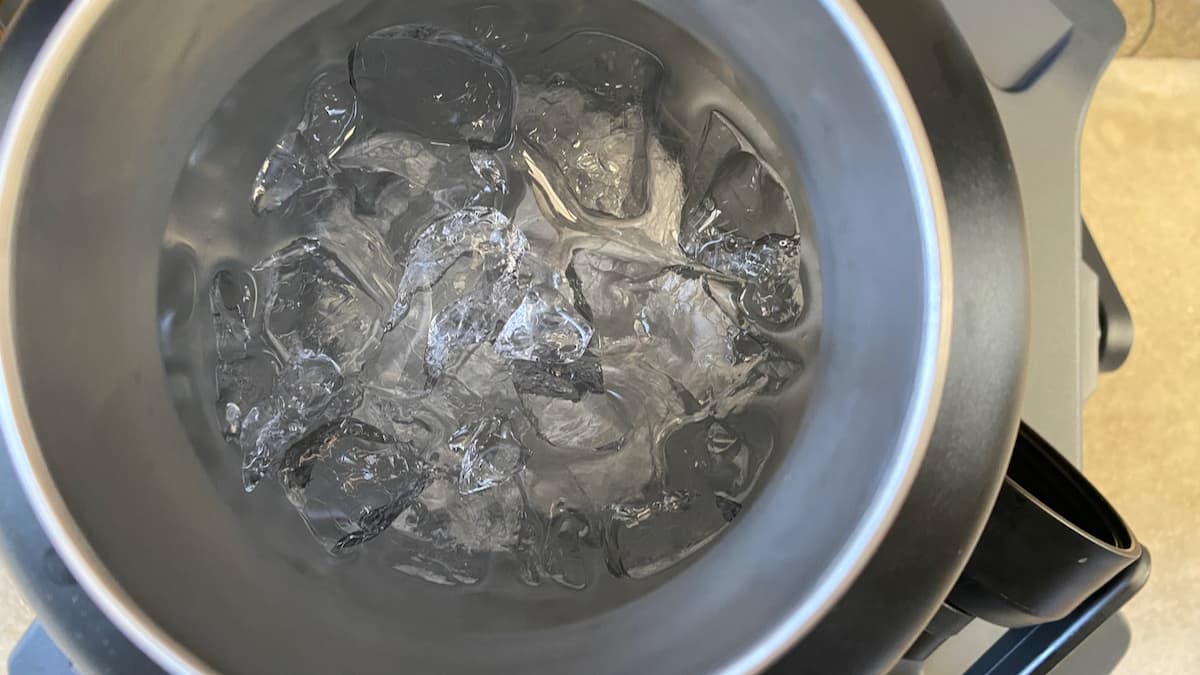 3日目 6時 アイスコンテナの氷の状態
